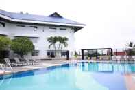 Swimming Pool Sima Thani Hotel