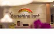 Lobi 4 Sunshine Inn Plus