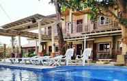 Kolam Renang 2 Staylite Hotel Candon