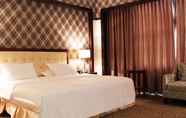 Bilik Tidur 6 The Plaza Hotel Balanga