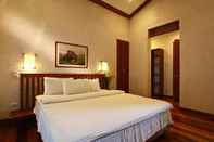 Bedroom The Strand Boracay Resort
