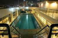 Swimming Pool Herald Suites Solana
