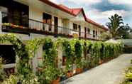 Exterior 3 Lazea Tagaytay Inn