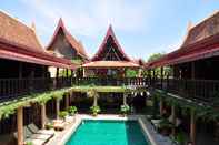 Swimming Pool Ruean Thai Hotel