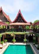 SWIMMING_POOL Ruean Thai Hotel