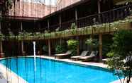 Kolam Renang 3 Ruean Thai Hotel