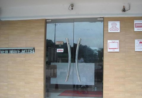 Bên ngoài New Wave Hotel Nilai 2