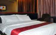 Kamar Tidur 7 Golden Hill Hotel