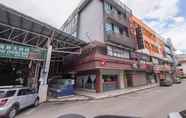 Exterior 6 SUPER OYO 89944 Stay Inn