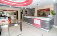 Lobby 3 SUPER OYO 89944 Stay Inn