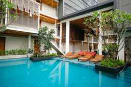 Nanda Heritage Hotel, THB 1,926.85