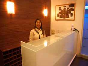 Lobby M Suites Hotel