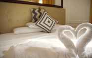 Bedroom 3 Makati Riverside Inn