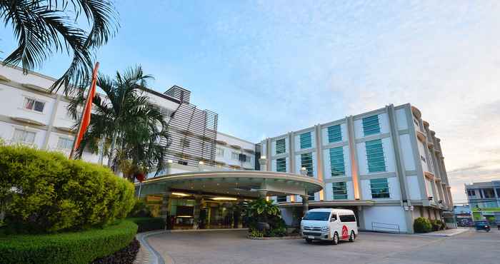 Luar Bangunan Hotel Centro Palawan