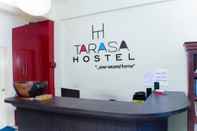 Lobi Tarasa Hostel