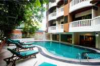 Swimming Pool Ratana Hill Patong