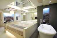 Bilik Tidur Victoria Court Suites (Pasig)