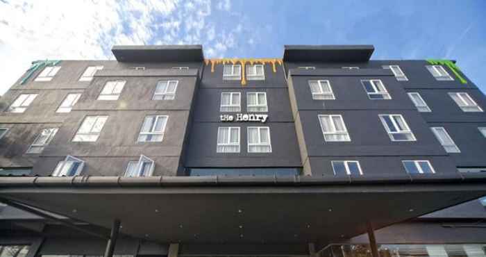 Bangunan The Henry Hotel Cebu