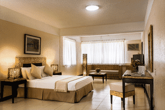 Bilik Tidur 4 Matabungkay Beach Resort & Hotel