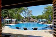 Kolam Renang Matabungkay Beach Resort & Hotel