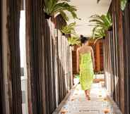 บริการของโรงแรม 7 Grandmas Plus Hotel Seminyak