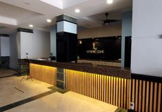 Lobby 7 Leisure Cove Hotel & Apartments