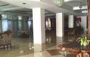 Lobby 6 Hotel Barito Timur