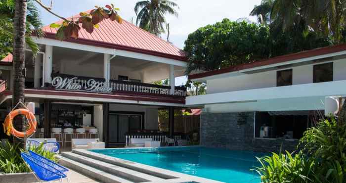 Kolam Renang White House Beach Resort Boracay