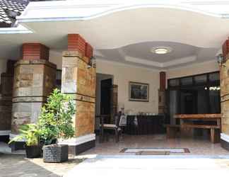 Bangunan 2 Magnolia Bed & Breakfast