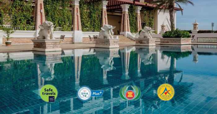 Kolam Renang Grand Pacific Sovereign Resort & Spa (SHA Plus+)