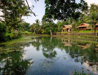 Bangunan 2 Alam Taman Villa