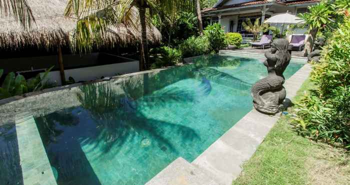 Kolam Renang Lombok Zen Villa