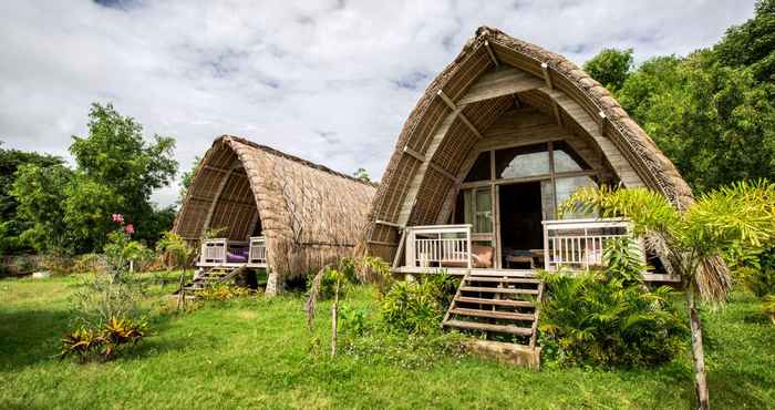 Exterior Gipsy Beach Bungalows