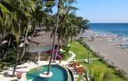 Swimming Pool 3 Palm Garden Amed Beach & Spa Resort