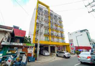 Luar Bangunan 4 Dian SUITES 1