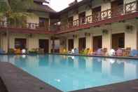 Swimming Pool Hotel Satya Nugraha Syariah