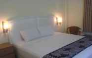 Kamar Tidur 2 King Hotel Wates