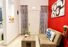 Lobi 3 Villa Biru A by CozyStay