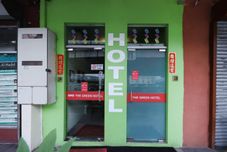 外部的 OYO 479 The Green Hotel