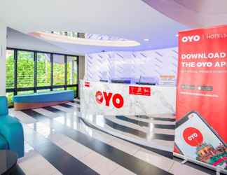 Lobby 2 OYO 241 Ratana Hotel Sakdidet