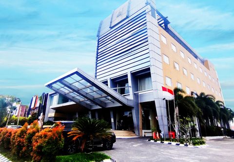 外部的 Royal Asnof Hotel