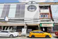 Luar Bangunan At Night Hostel