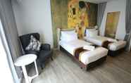 Kamar Tidur 4 Bright Hotel