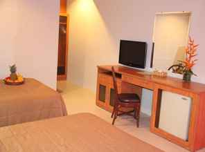 Bedroom 4 Almont Inland Resort