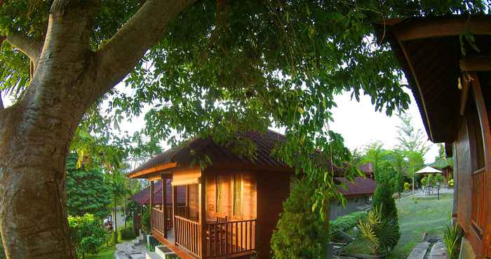 Bedroom Langkisau Resort Hotel & Restaurant Syariah