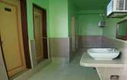 Toilet Kamar 7 Daylight Inn