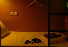 Bedroom 5 Chic Capsule Otel