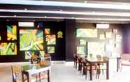 Bar, Kafe, dan Lounge 7 Pamulinawen Hotel