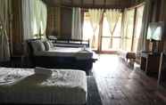 Kamar Tidur 6 Melba's Farm Guest House