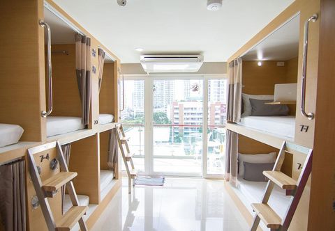 Bedroom D-Box Soi 13